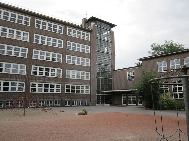 File:Schule Lämmersieth in Hamburg-Barmbek-Nord 2.jpg