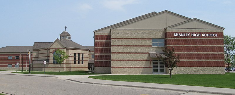 File:Shanley High School Fargo ND.jpg
