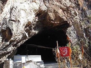 <span class="mw-page-title-main">Shiv Khori</span> Hindu cave shrines in India