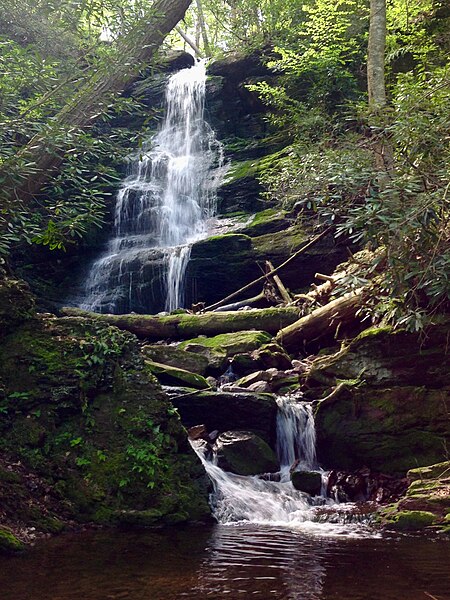 File:Silver Spray Falls, Walpack Township, NJ.jpg