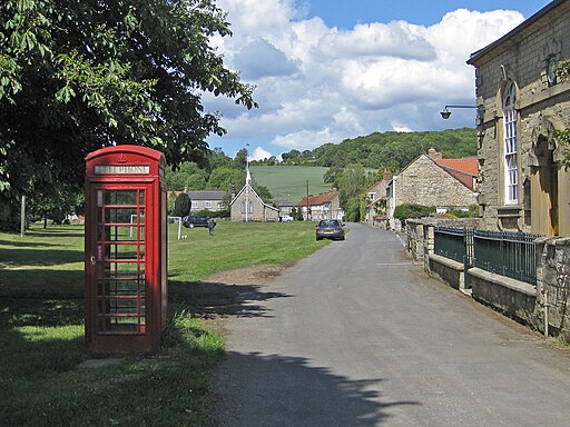 Sinnington village green and phonebox - geograph.org.uk - 2459348