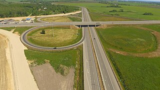 Die A217 in der Nähe von Swetlogorsk (links im Bild der im Bau befindliche Abschnitt)