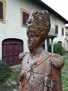 Statua Granatiere Villa Fenzi