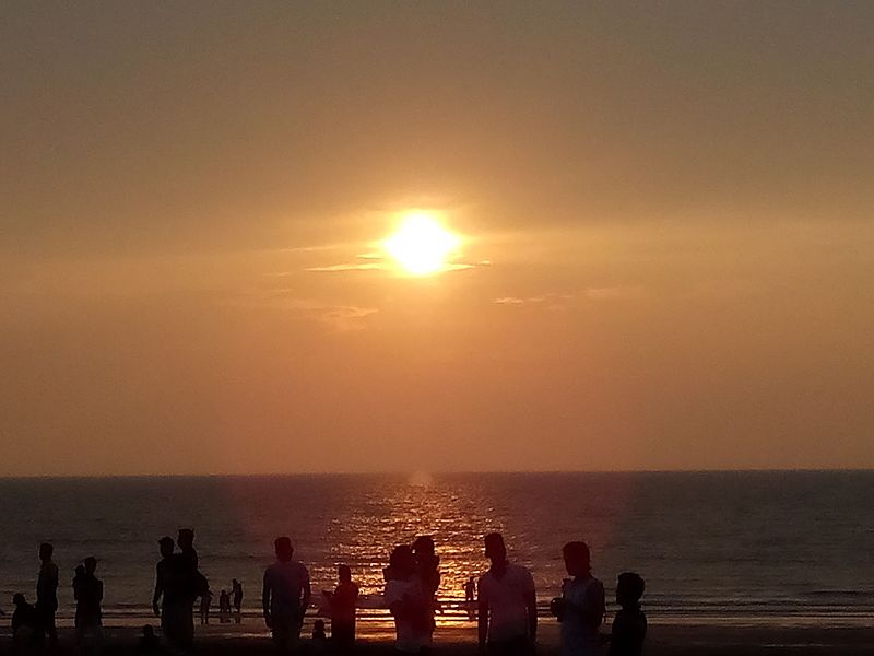 File:Sunset ar Rajori beach.jpg