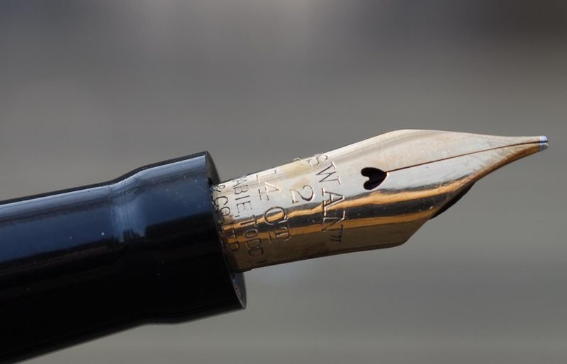 File:Swan nib.jpg