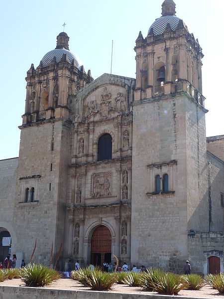 File:Templo y Ex Convento de Santo Domingo de Guzmán exterior.JPG
