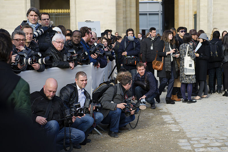 File:The Photographers - Louis Vuitton autumn-winter 2014 fashion show.jpg