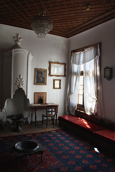 File:The Robevi House Ohrid, Macedonia, detail.jpg