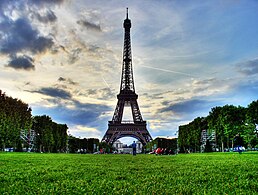 La tour Eiffel à Paris