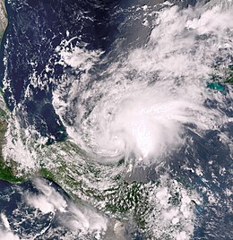 Tropical Storm Chantal aug 21 2001 1645Z.jpg