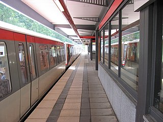 <span class="mw-page-title-main">Sengelmannstraße station</span>