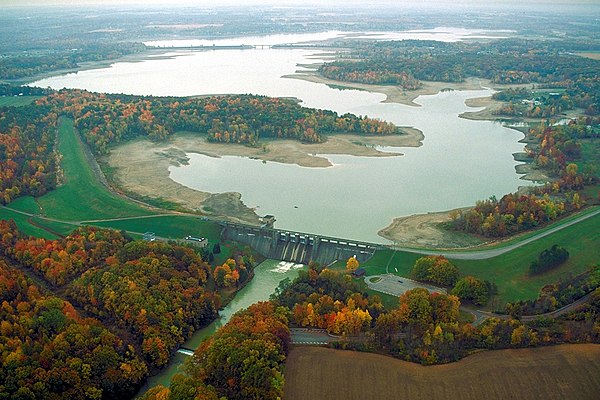 Berlin Lake and Dam on the Mahoning River in Mahoning and Portage Counties. View is upriver to the south-southwest.