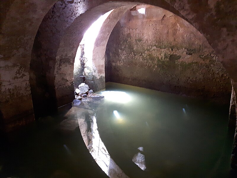 File:Underground arched reservoir.jpg