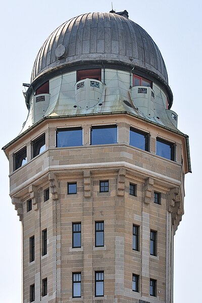 File:Urania Sternwarte Zürich - Lindenhofstrasse 2011-08-01 15-44-40 ShiftN2.jpg