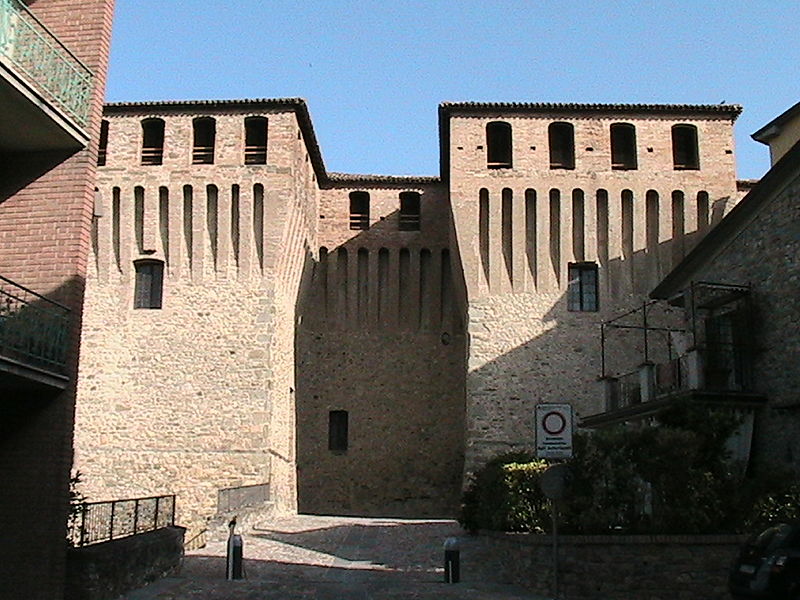 File:Varano de' Melegari - Castello Pallavicino 06.JPG