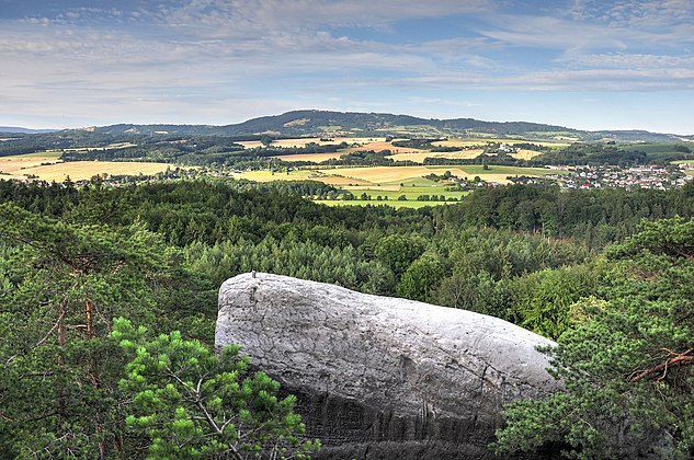 Vue depuis le château de Hrubá Skála.