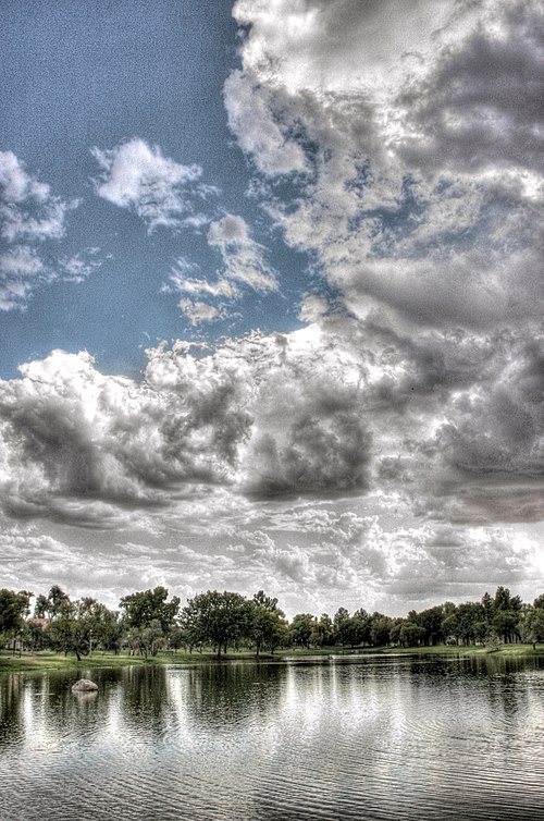 Lake at Village of Gila Springs subdivision, Chandler