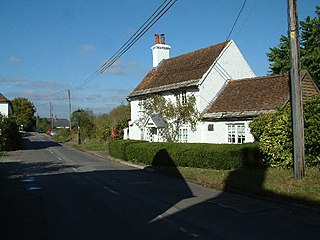 <span class="mw-page-title-main">Throop, Dorset</span> Human settlement in England