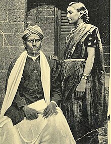 Vintage photograph of a Telugu couple (unknown date).jpg