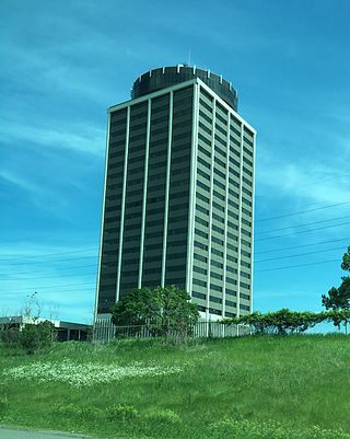 <span class="mw-page-title-main">Wells Fargo Plaza (Bloomington)</span> Building in Bloomington, Minnesota