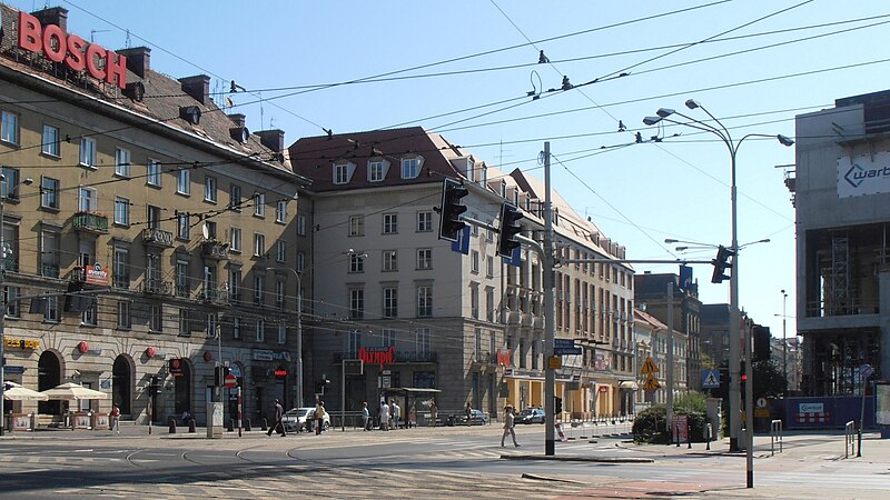 File:Wrocław~120819-10E.jpg