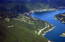 Zubin Potok yakınlarındaki Gazivoda Gölü