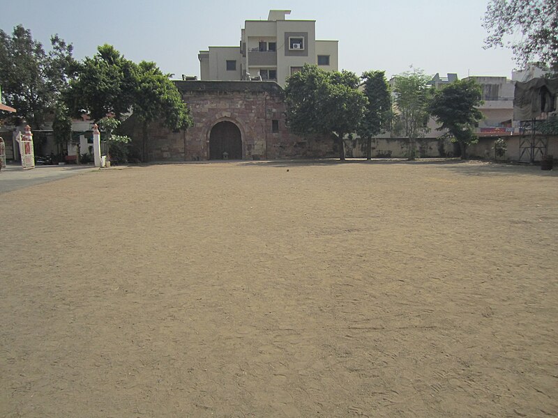 File:राष्ट्रीय स्वयंसेवक संघ main office where first meeting took place.JPG