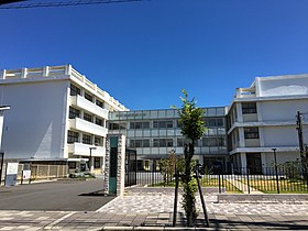 関 西 看護 医療 大学 外 観 .jpg