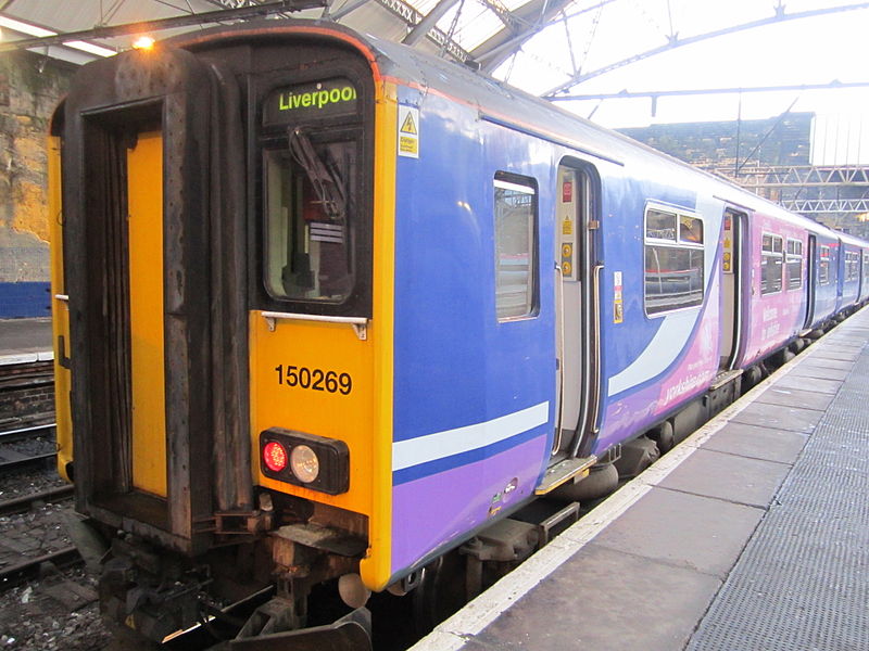 File:150269 at Liverpool Lime Street (1).JPG