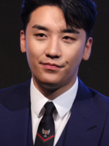 181001 seungri 02.png