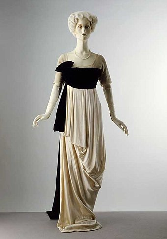 Evening dress, Spring 1913, Lucile (1863–1935) V&A Museum no. T.31-1960