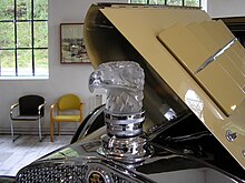 1931 Cadillac Series 370A hood ornament 1931Cadillac370AcoupeV12-hoodornament.jpg