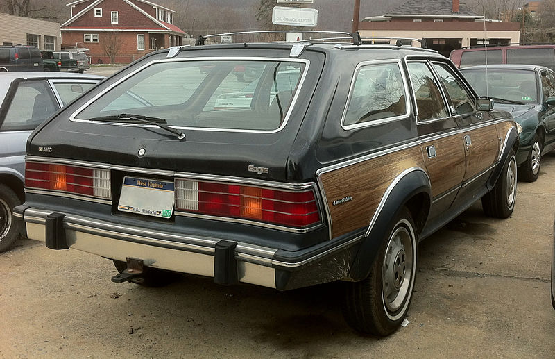 File:1985 AMC Eagle wagon Hinton-rr.jpg