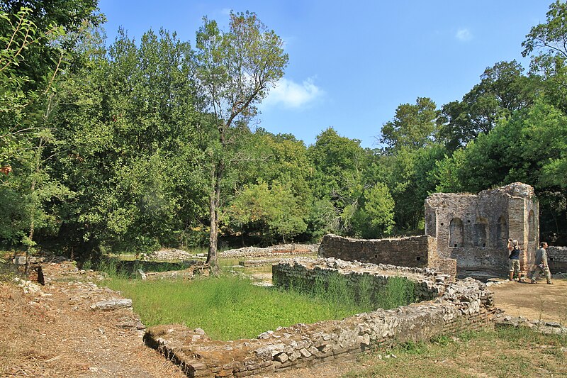 File:2011 Butrint 18 Triconch Palace.jpg