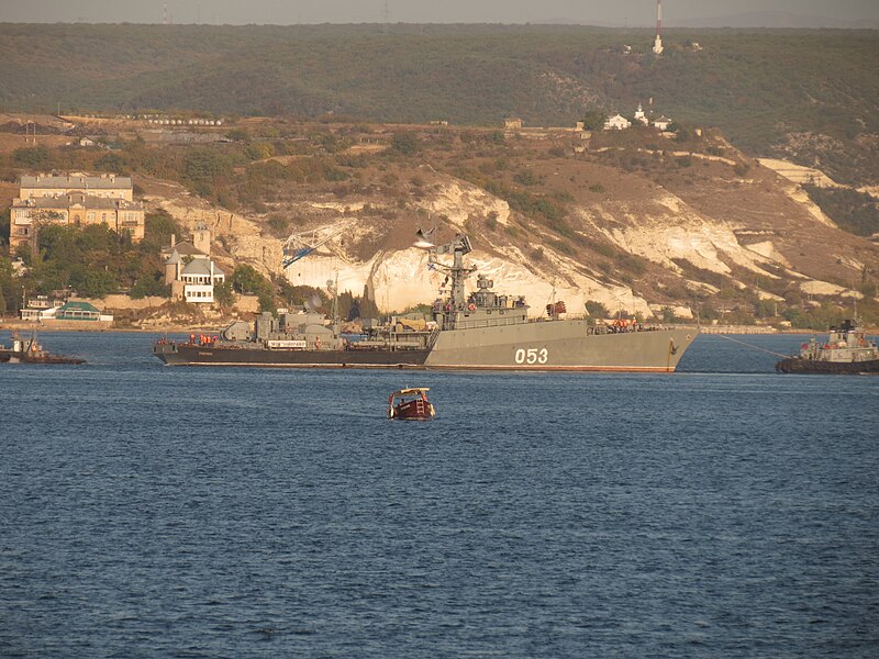 File:2012-09-18 Севастополь. Малый противолодочный корабль проекта 1124М «Поворино».jpg