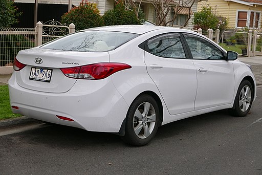 2012 Hyundai Elantra (MD2) Elite sedan (2015-07-03) 02