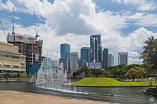 2016 Kuala Lumpur, Park KLCC, Fontanna na jeziorze Symphony (08).jpg