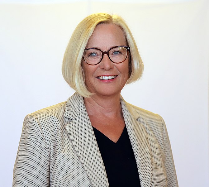 File:2020 parlamentarisk leder Marit Arnstad portrett.jpg