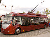 AKSM-420 - toʻrtinchi avlod past polli trolleybus Minskda