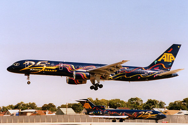 ATA Airlines Boeing 757-200 (N520AT) and Boeing 727-200 (N772AT) in the 25th anniversary livery at MDW