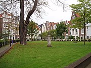 Amsterdam - Begijnhof 2.jpg