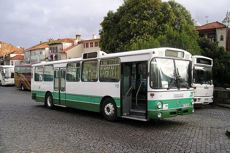 File:Autocarros De Gaia 91.73.OQ (15681010111).jpg