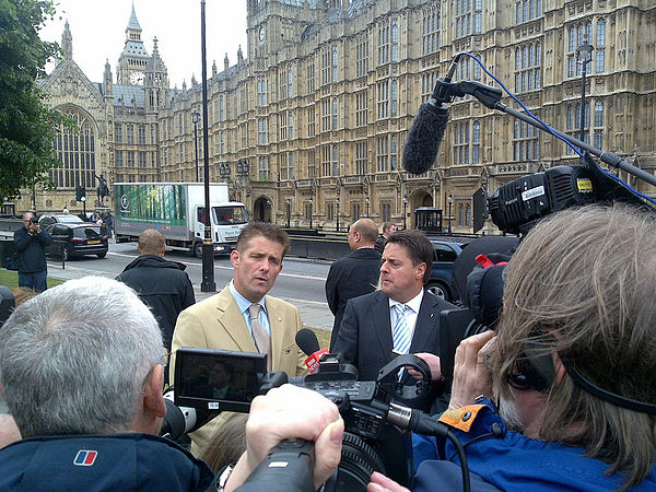 Richard Barnbrook (left) and Griffin at a press conference outside the Palace of Westminster in May 2009