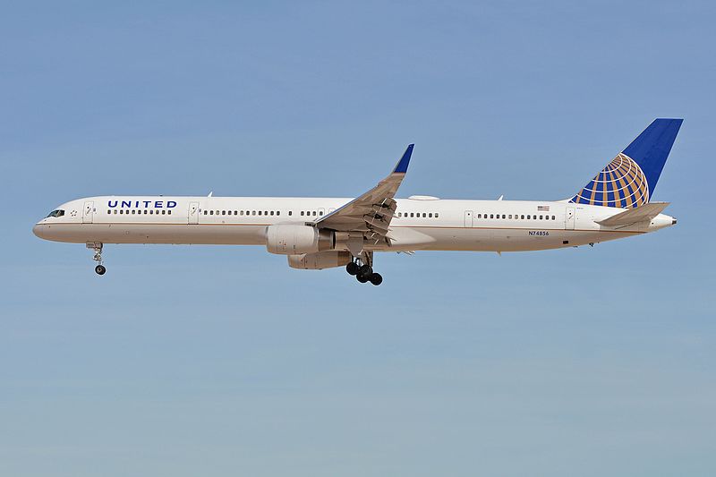 File:Boeing 757-324(w) ‘N74856’ United Airlines (28341334931).jpg