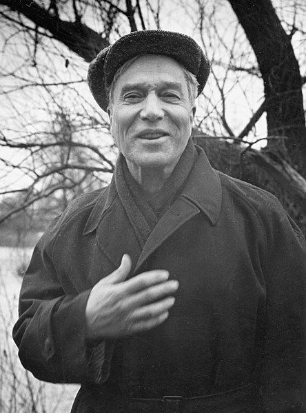 File:Boris Pasternak 1958.jpg