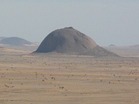 Borstvormige heuvel in de Westelijke Sahara