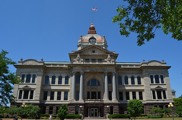 Image: Brown County Court House, Green Bay, Wisconsin, America