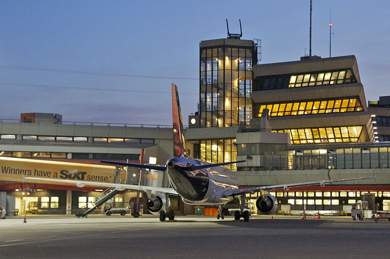 File:Brussels Airlines Airbus A319-111; OO-SSV@TXL;15.04.2013 705ae (8679533419).jpg