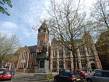 Burton upon Trent Town Hall Burton upon Trent Town Hall - King Edwards Place, Burton upon Trent - Statue of Michael Arthur Bass (26623664640).jpg