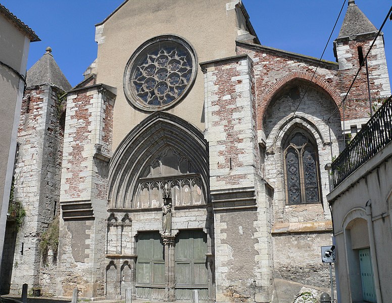 File:Cahors - Eglise Saint-Urcisse -282.jpg